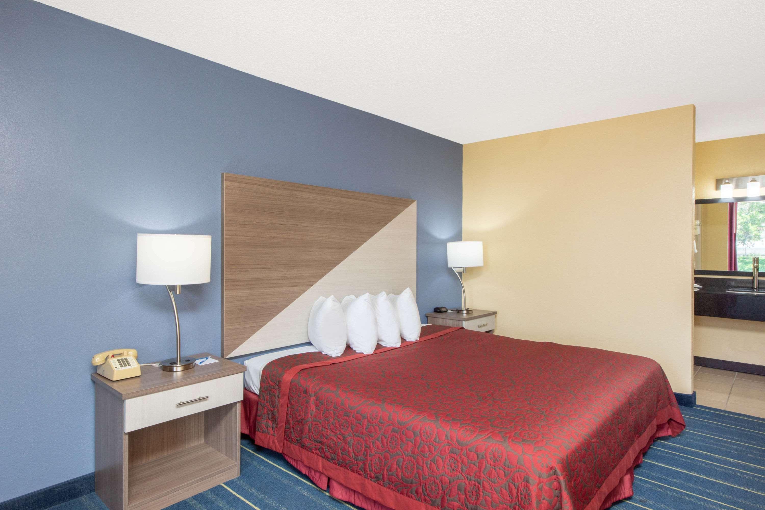 Days Inn By Wyndham Salem, Il Екстериор снимка